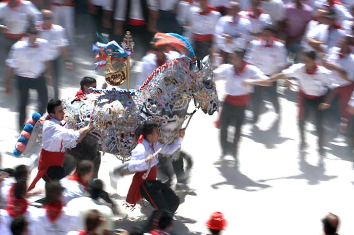 FIESTAS DE LA SANTSIMA Y VERA CRUZ, MOROS Y CRISTIANOS Y CABALLOS DEL VINO