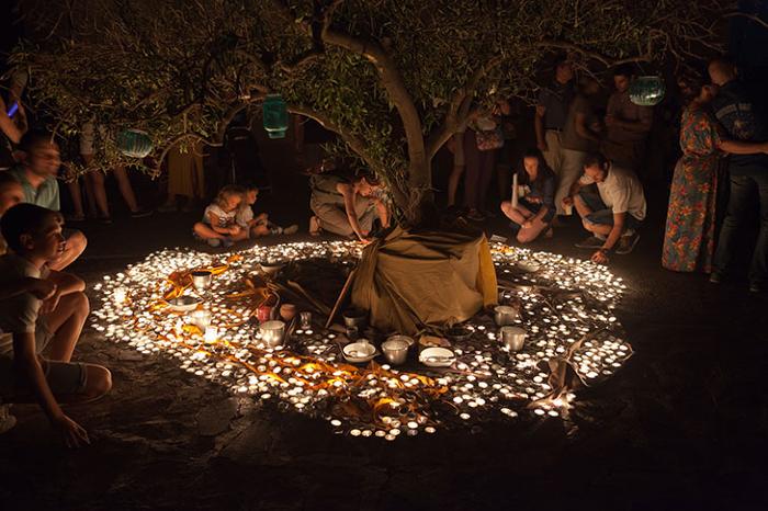 LA NOCHE EN VELA LA NOCHE EN VELA